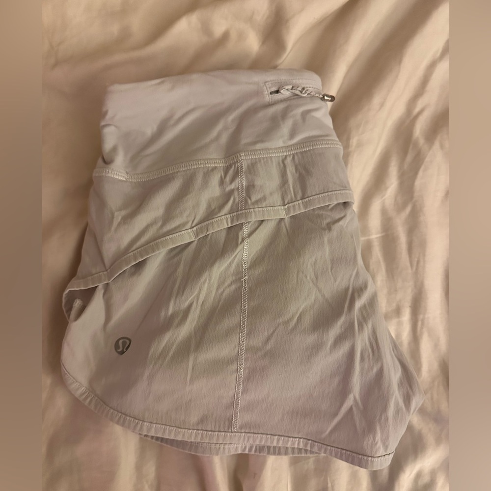 Lululemon Speed Up 2.5 Low Rise Short- White